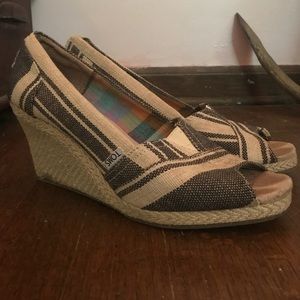 Toms Wedges Size 9.5